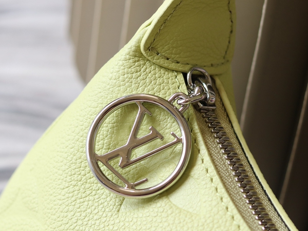 ルイヴィトンバッグ角部分ディテール